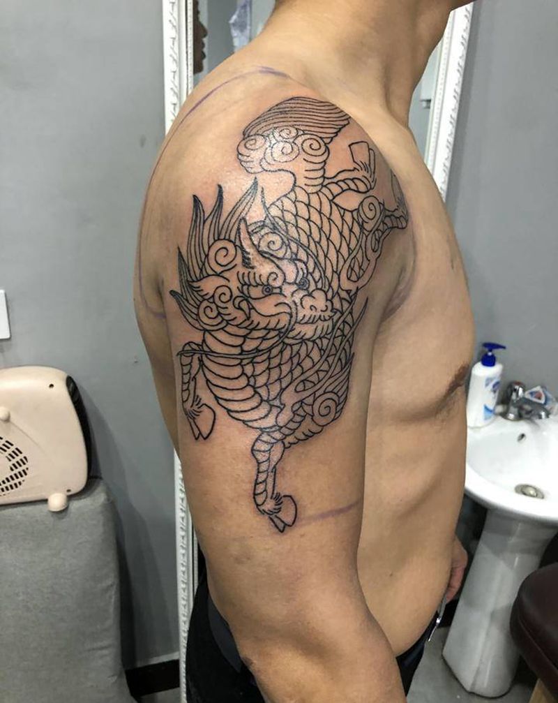 老传统麒麟纹身图片_背部老传统纹身图案