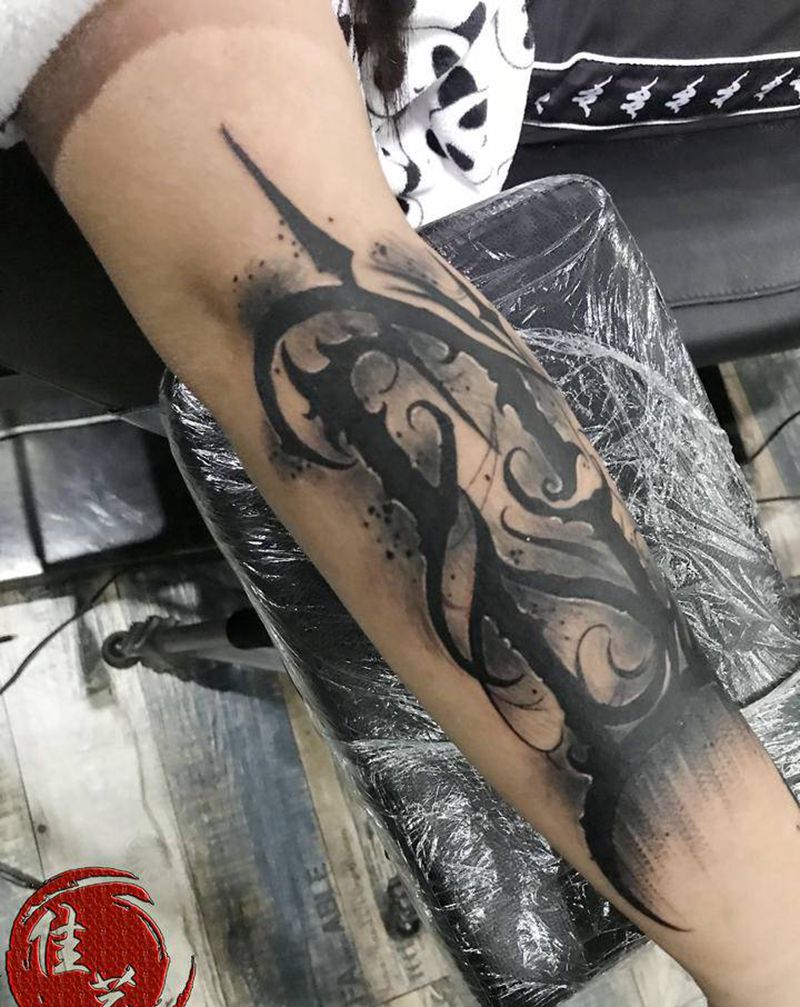 花体字纹身图片_手臂水墨New School纹身图案