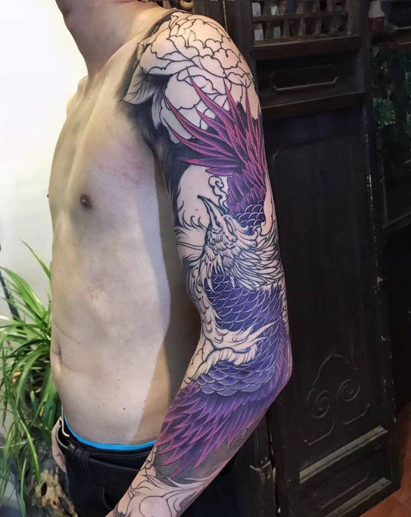 凤凰臂待续纹身图片_臀部手臂新传统纹身图案