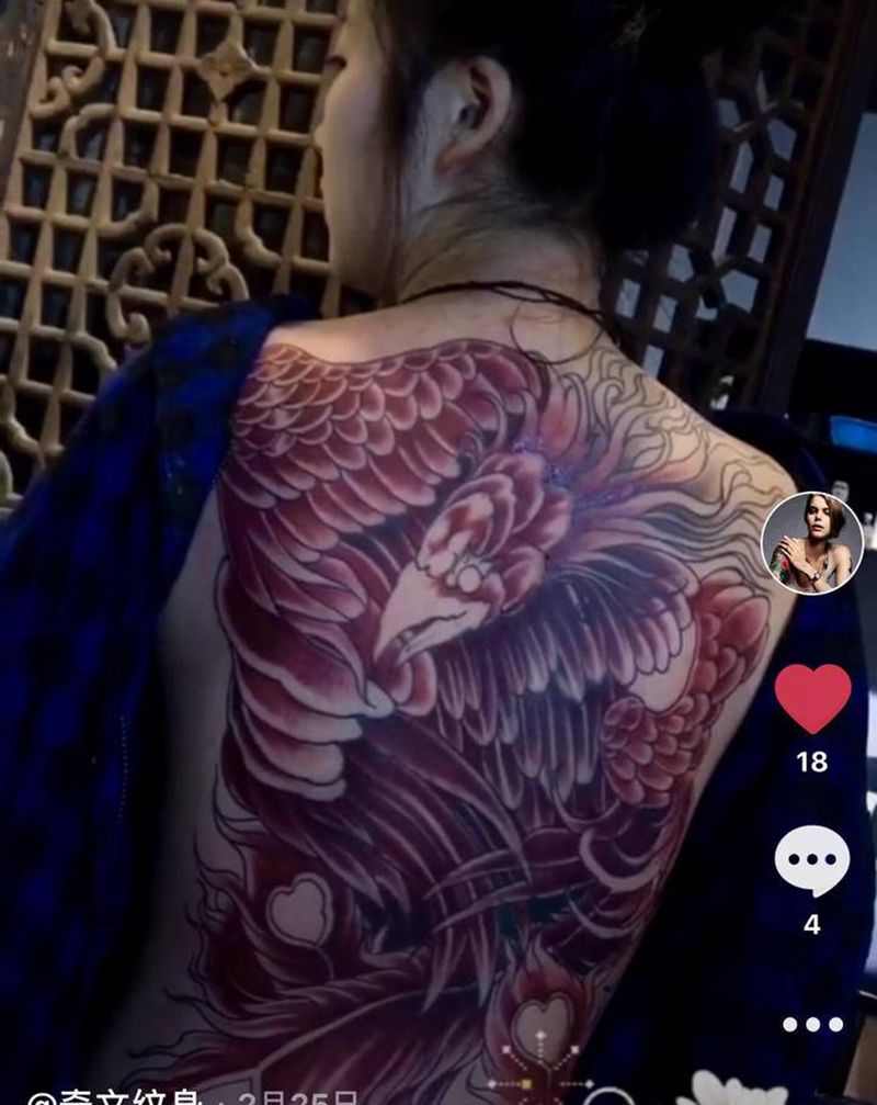 凤凰满背待续纹身图片_背部新传统纹身图案