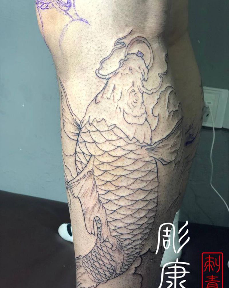 鱼纹身图片_腿部老传统新传统纹身图案