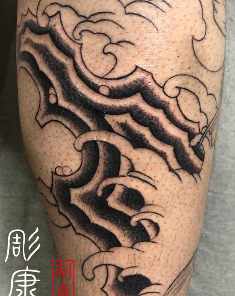 礁石纹身图片_腿部新传统纹身图案