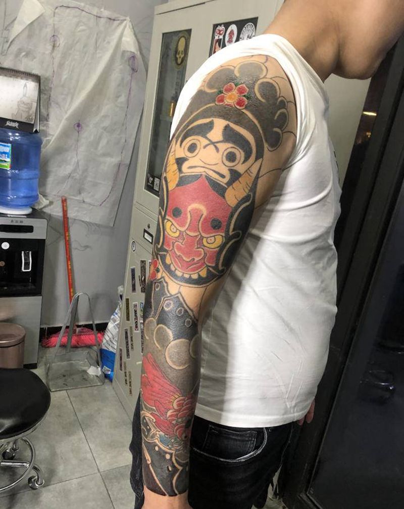 花臂纹身图片_手臂老传统纹身图案