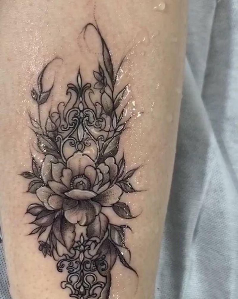 素花纹身图片_手臂点刺纹身图案