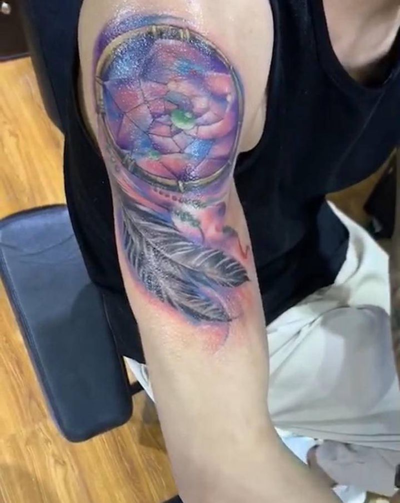 梦幻捕梦网纹身图片_手臂水彩New School纹身图案