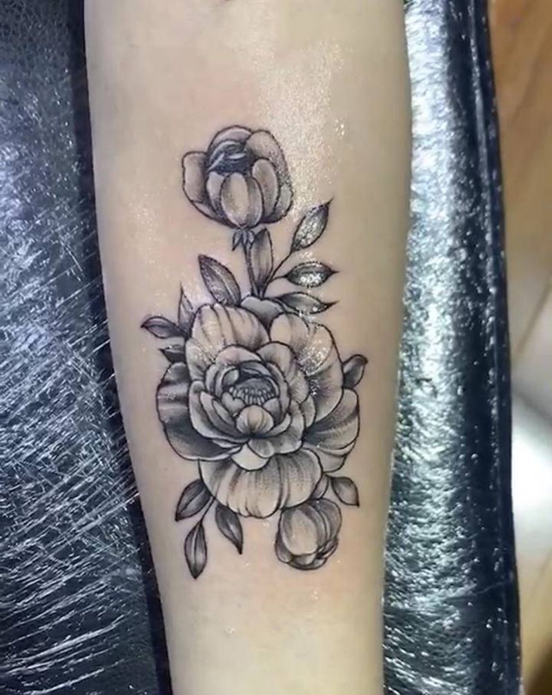 素花纹身图片_手部点刺纹身图案