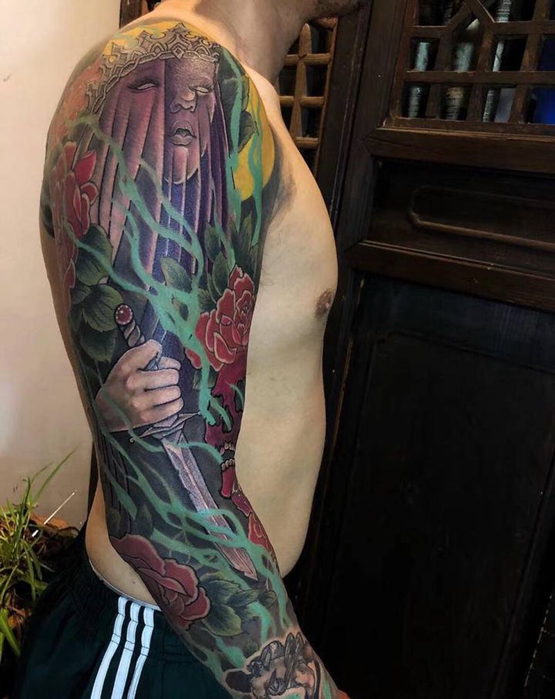 彩臂纹身图片_手臂新传统纹身图案