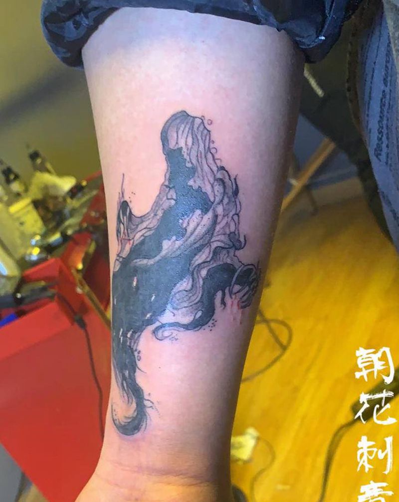 遮盖纹身图片_手部水墨纹身图案