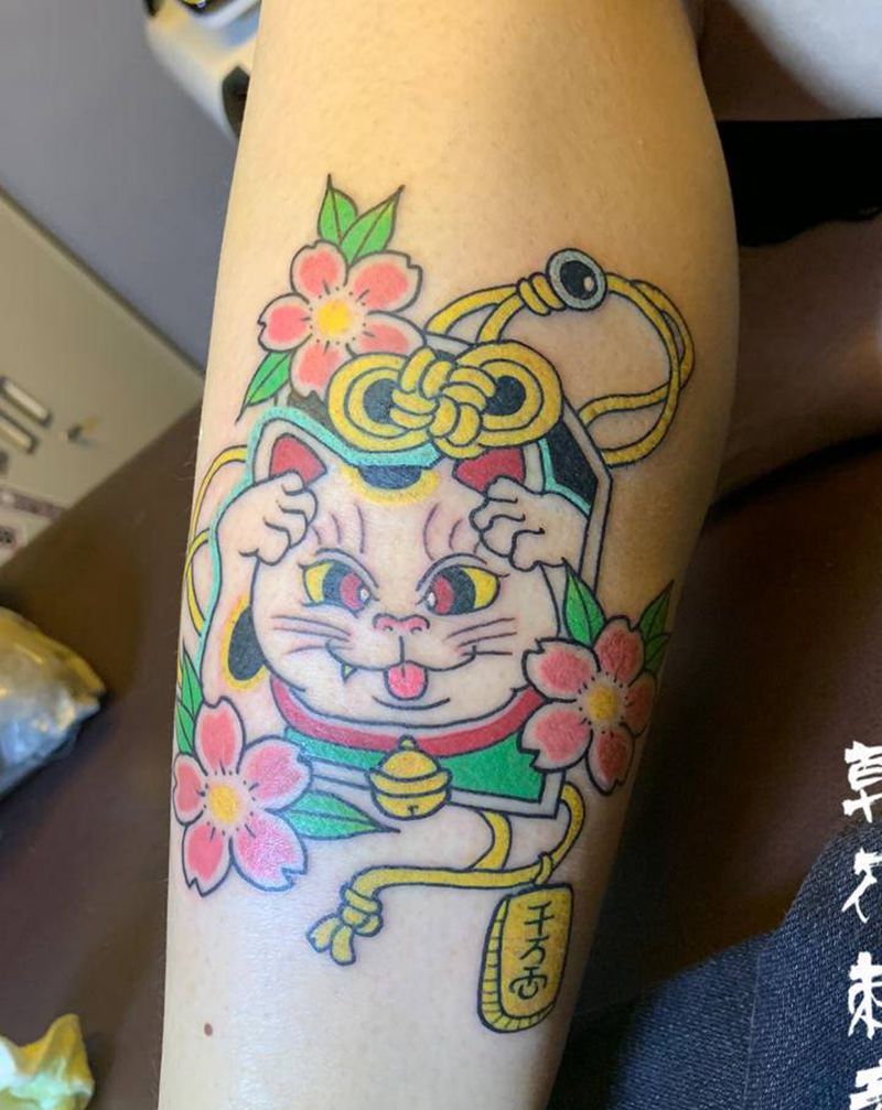 线条很重要纹身图片_腿部老传统纹身图案