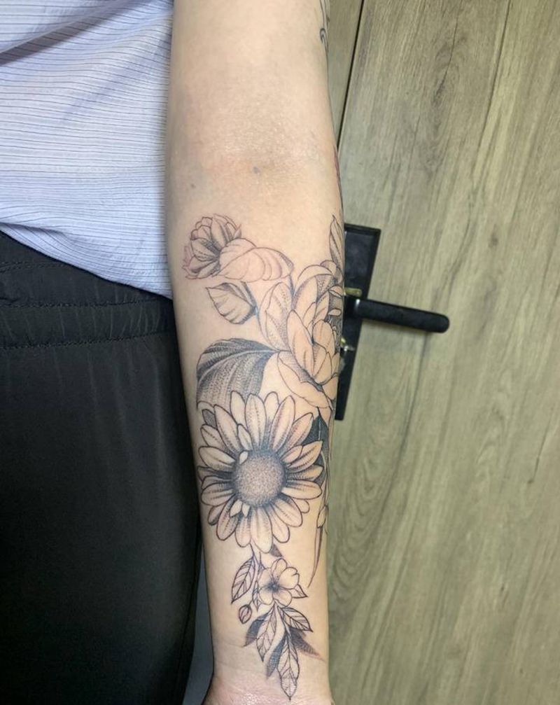 素花纹身图片_手部点刺New School纹身图案