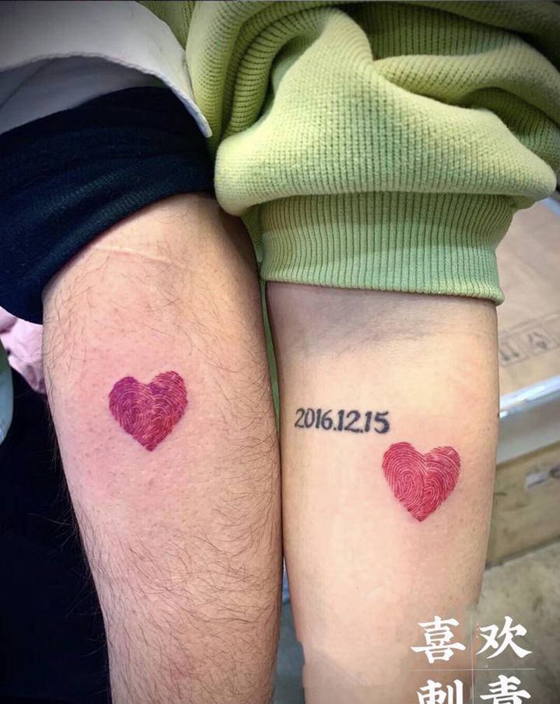 情侣爱心指纹纹身图片_手臂小清新指纹纹身图案