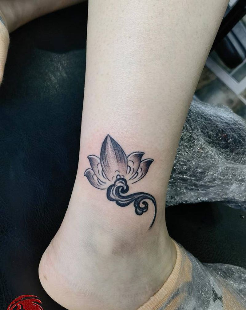 梵荷花纹身图片_腿部点刺New School纹身图案