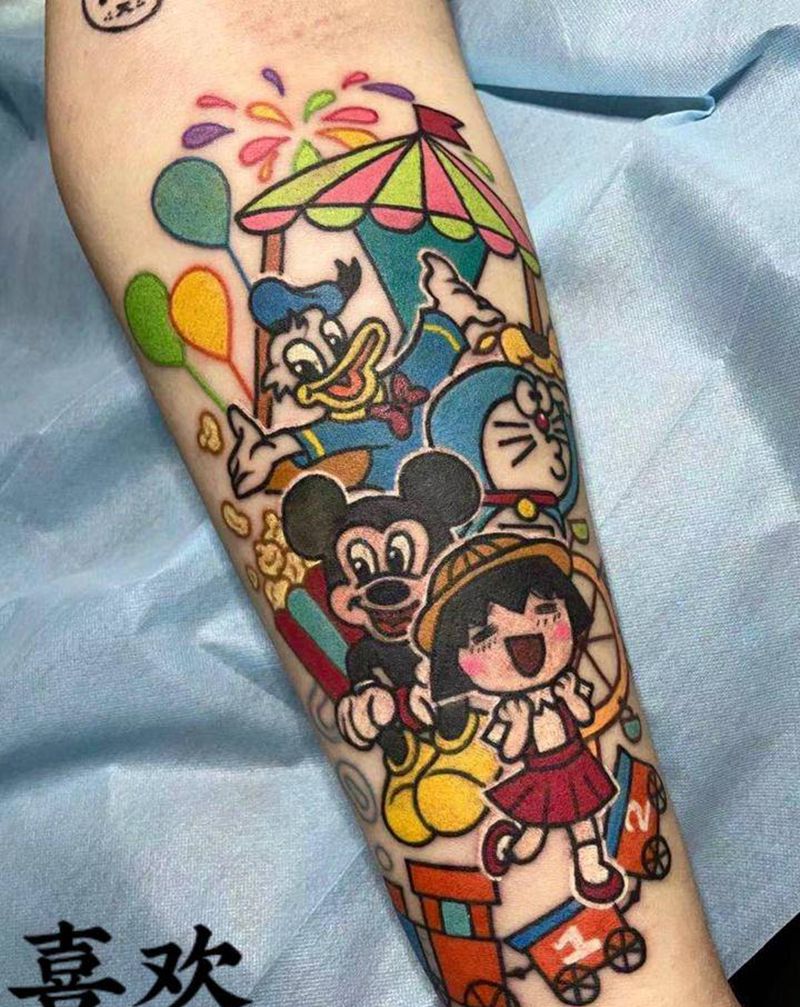 游乐场纹身图片_手臂Old School樱桃小丸子机器猫米奇纹身图案
