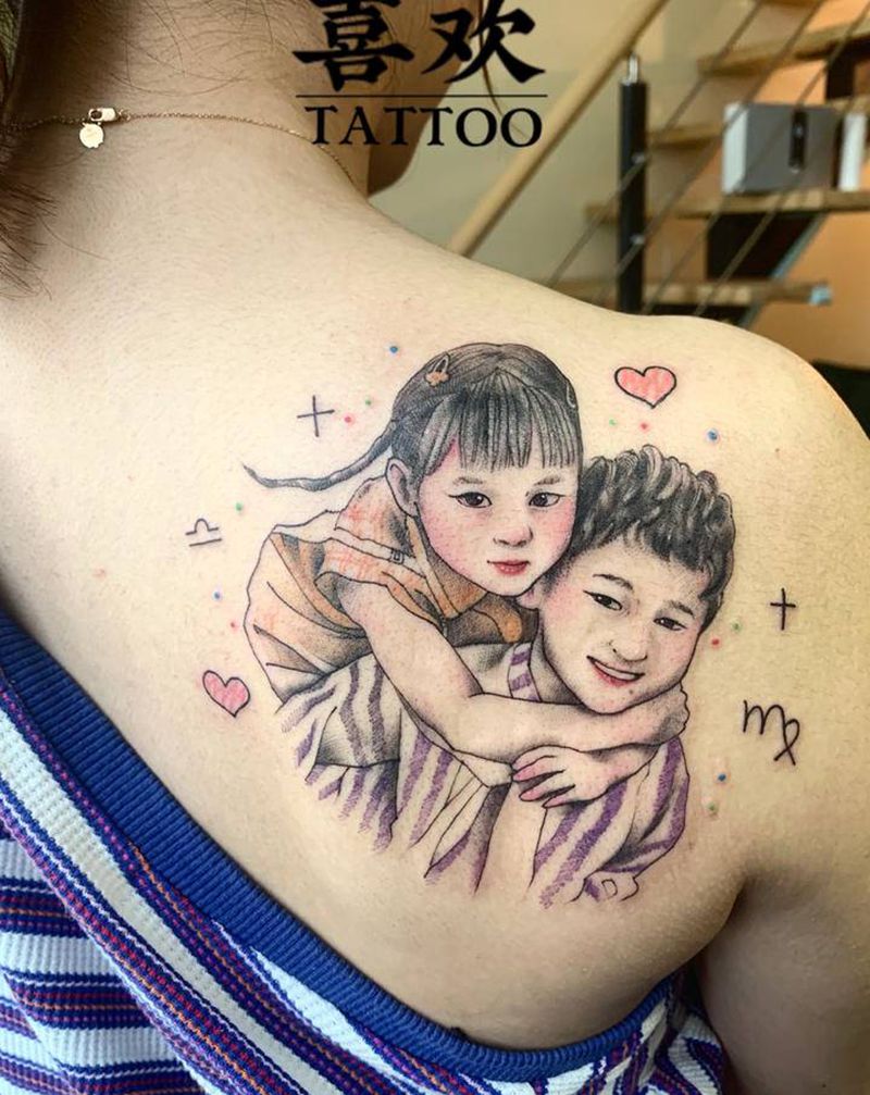 宝宝的肖像纹身图片_背部New School肖像纹身图案