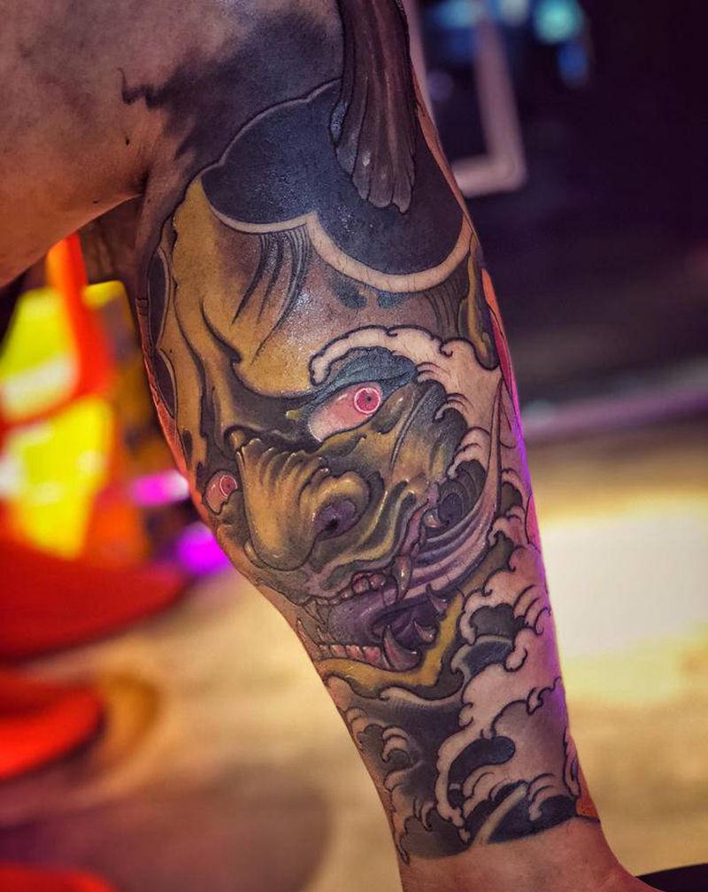 般若 鱼纹身图片_腿部新传统纹身图案