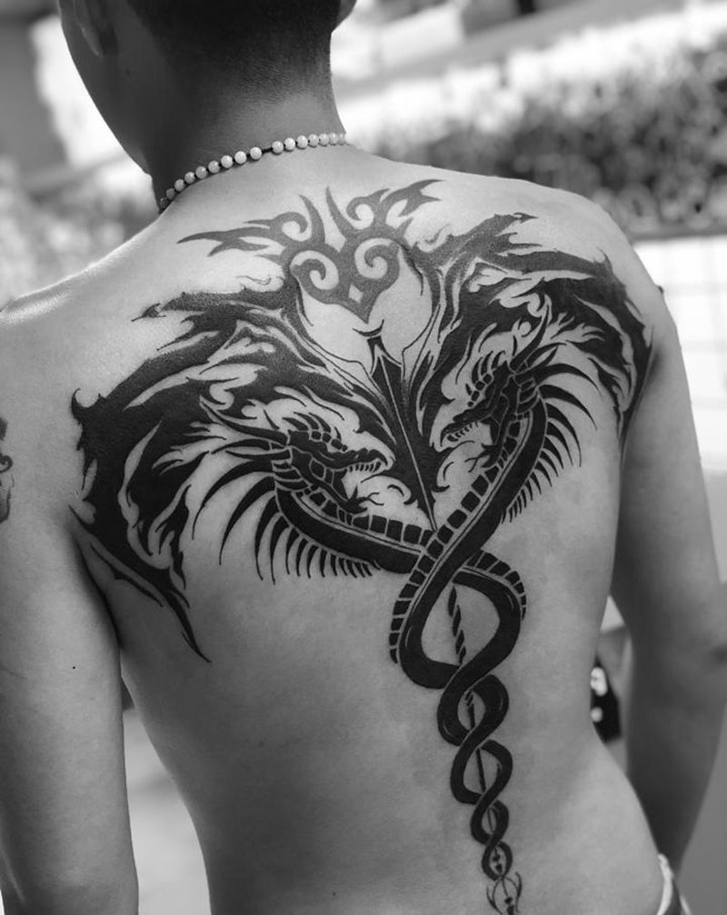 图腾双龙纹身图片_背部纹身图案