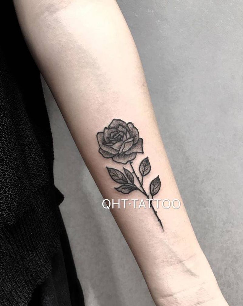 素花纹身图片_手臂点刺纹身图案