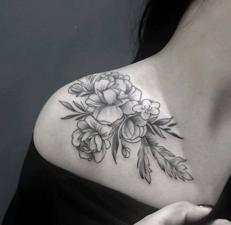 肩花纹身图片_肩部纹身图案