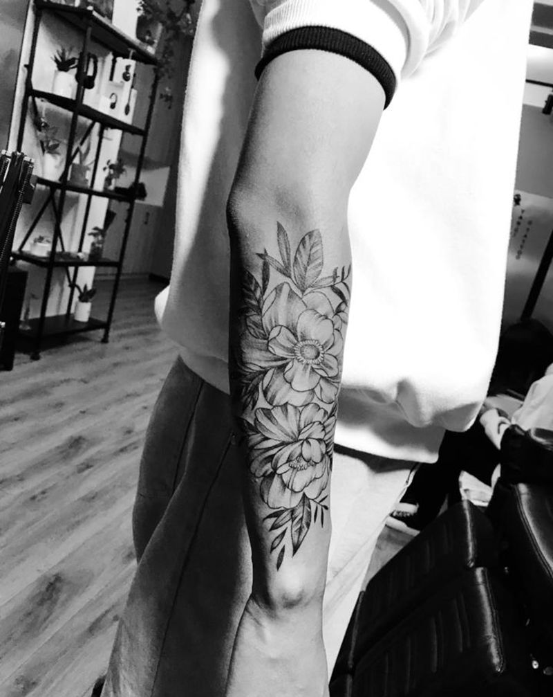 素花纹身图片_手臂纹身图案