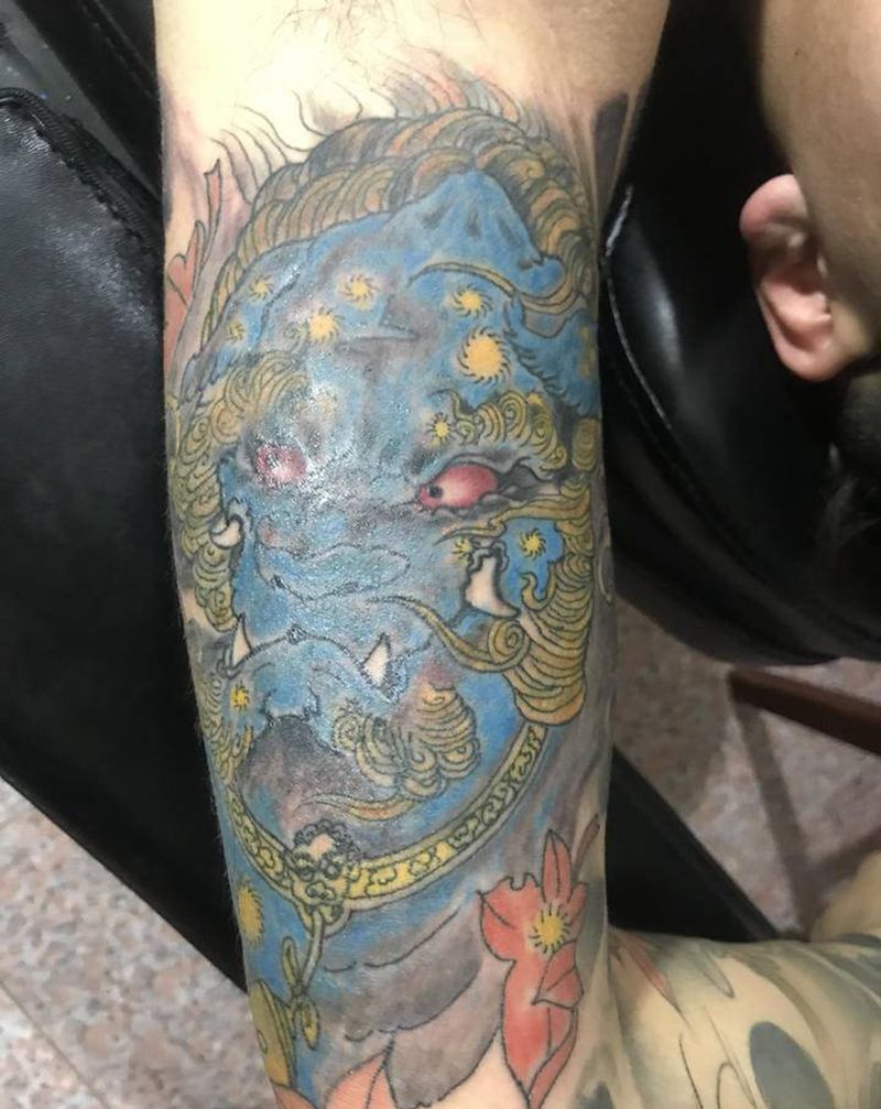 唐狮纹身图片_手臂新传统纹身图案