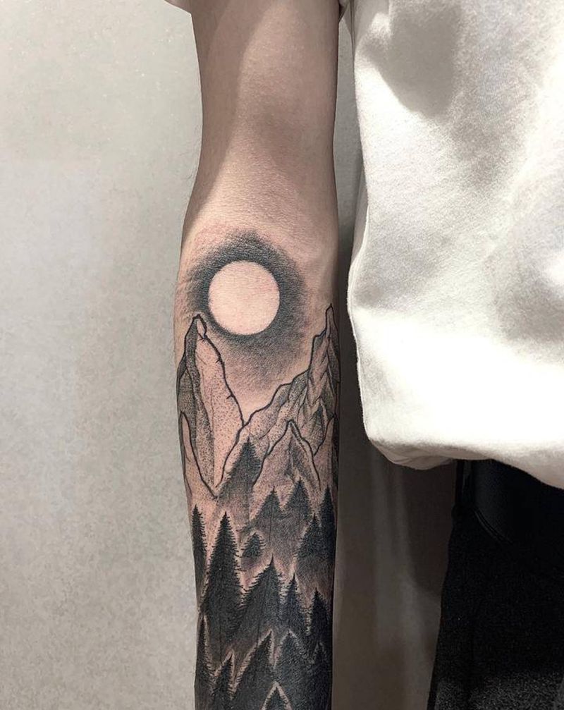 远方山林纹身图片_手臂点刺纹身图案