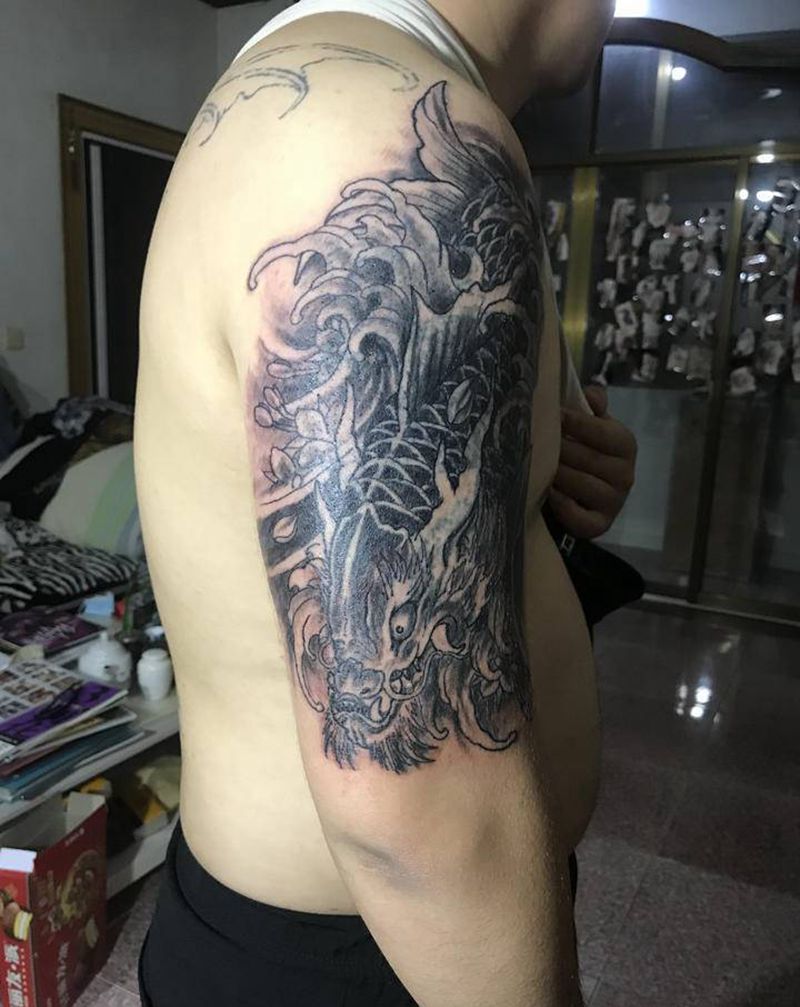 鳌鱼纹身图片_手臂新传统纹身图案