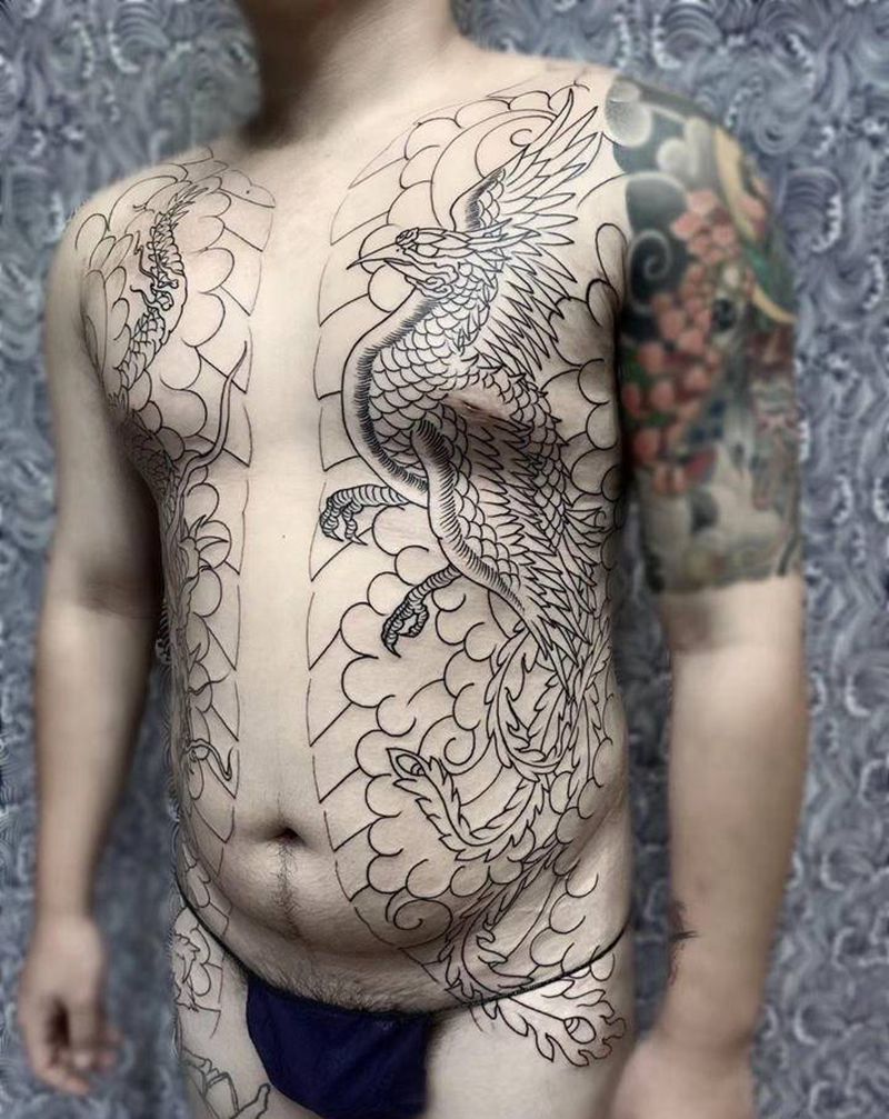 开衫线纹身图片_腹部老传统纹身图案