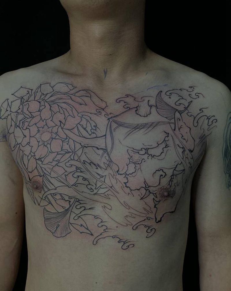 般若花胸线纹身图片_胸部新传统纹身图案