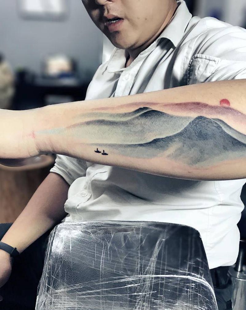 景纹身图片_手臂水墨纹身图案