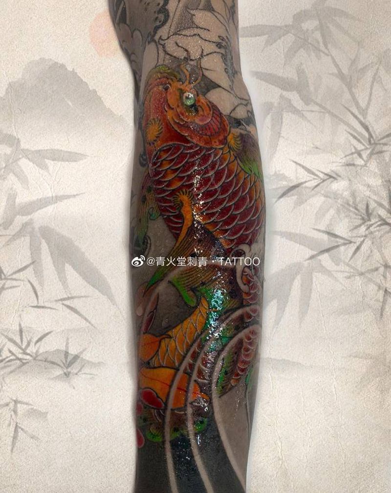 鲤鱼待续纹身图片_手臂新传统纹身图案