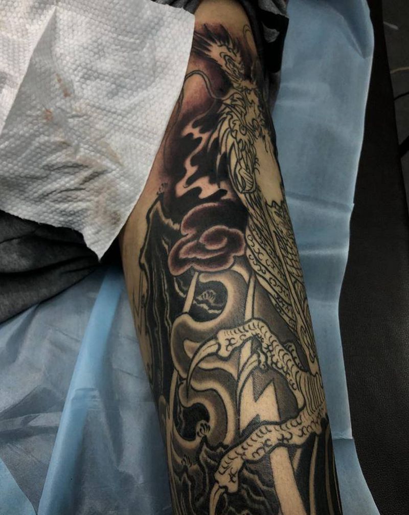 花腿局部纹身图片_新传统纹身图案