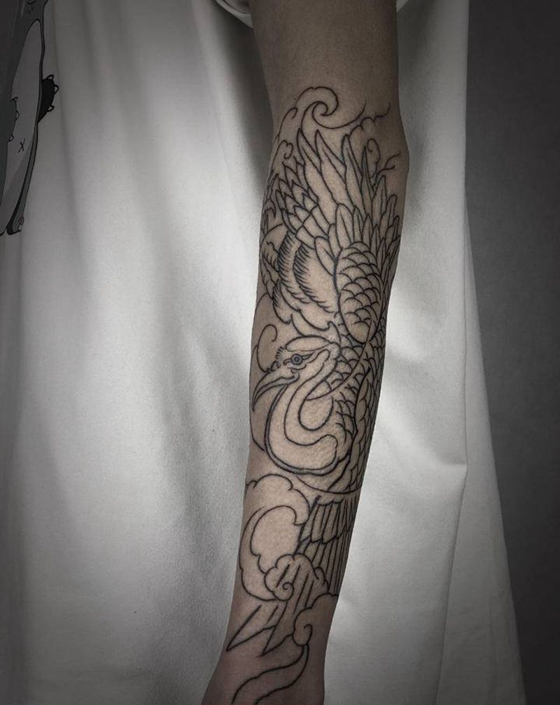 鹤半包未完成纹身图片_手部老传统纹身图案