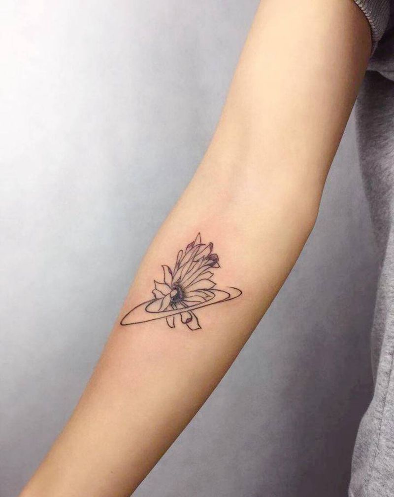 几个小清新纹身图片_手部胸部几何点刺纹身图案