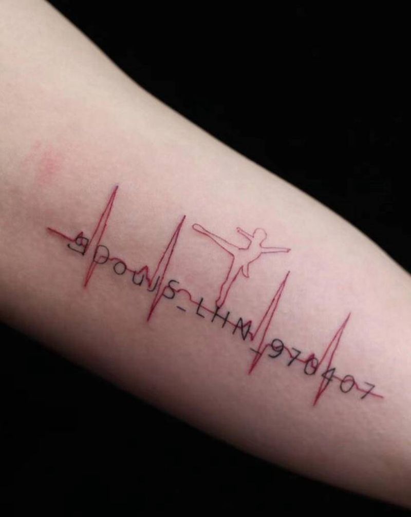 心电图小清新纹身图片_手部几何纹身图案