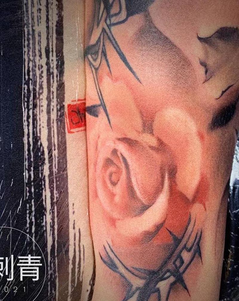 玫瑰纹身图片_手臂纹身图案