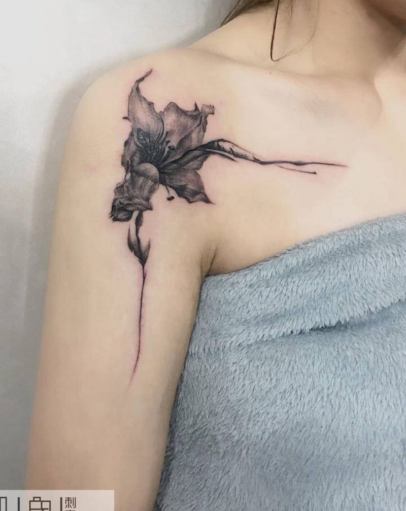 肩花纹身图片_素花纹身图案