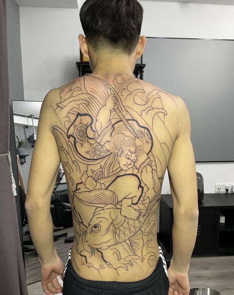 满背纹身图片_背部纹身图案