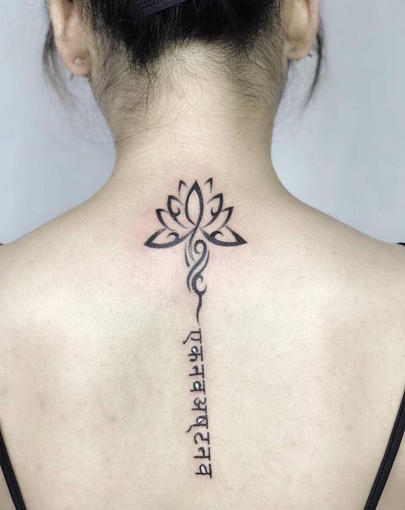 莲花纹身图片_颈部图腾纹身图案