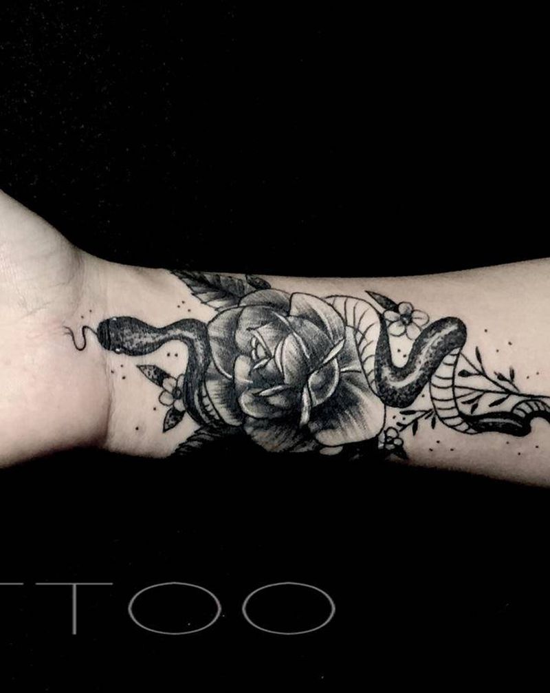 旧图遮盖纹身图片_手臂手部新传统点刺纹身图案