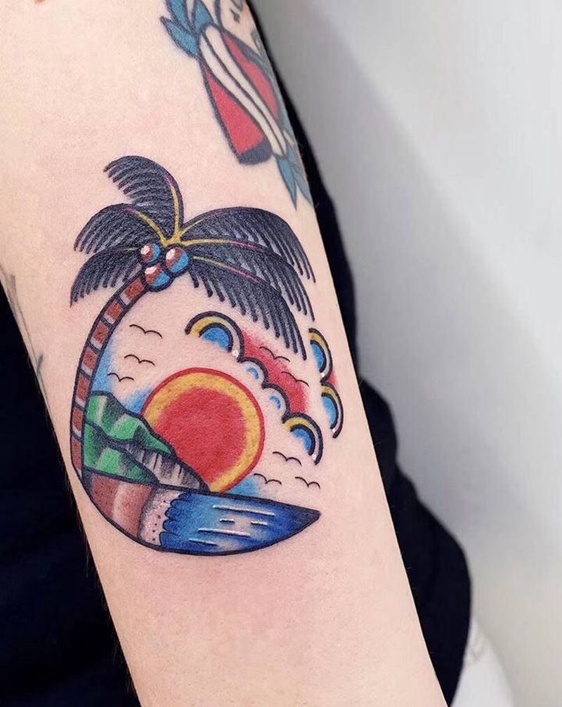 夏日纹身图片_手部Old School纹身图案