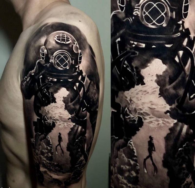 关于潜水纹身图片_手部欧美写实纹身图案