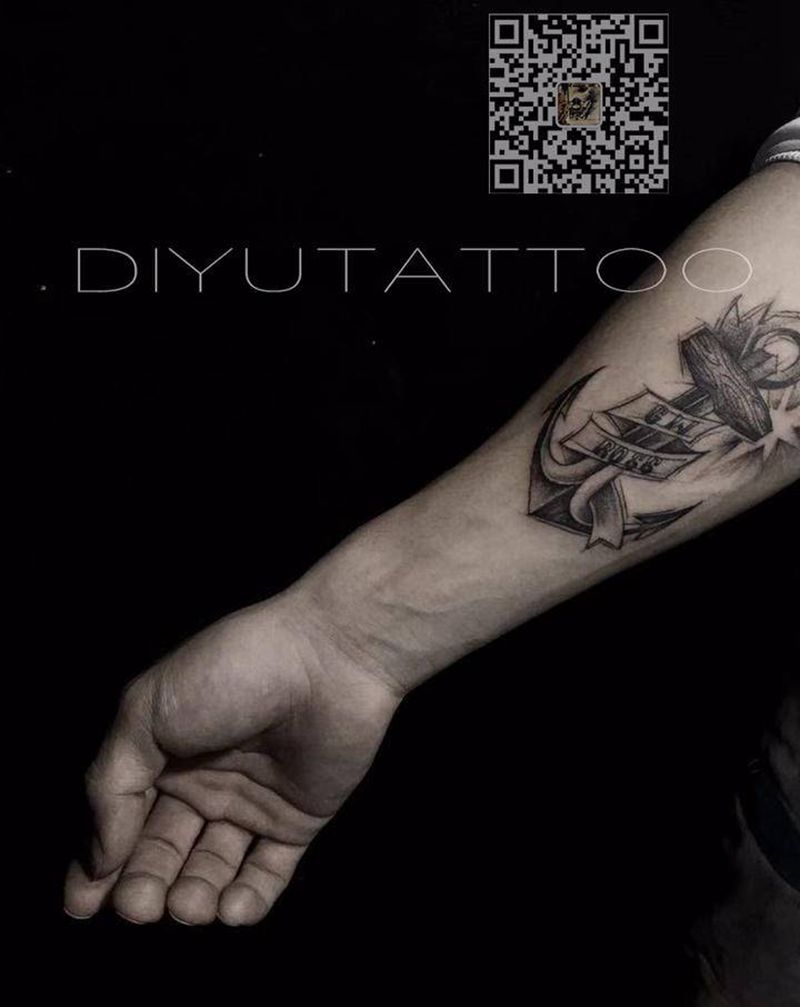 船锚纹身图片_手部手臂纹身图案