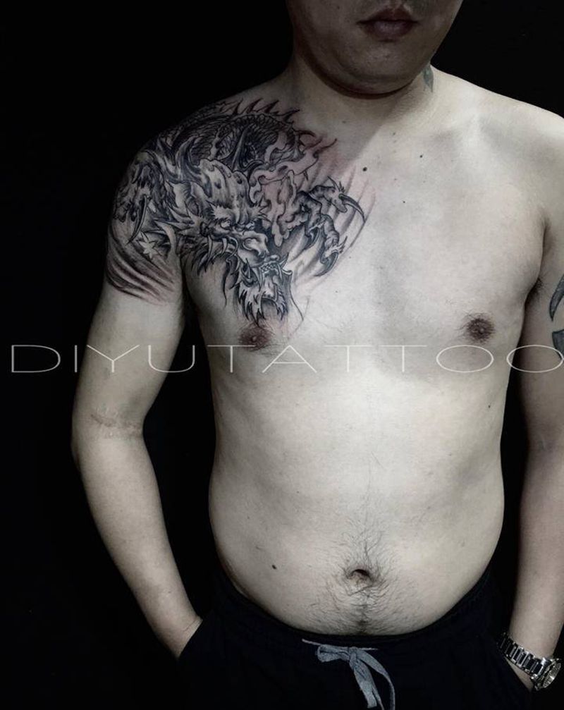 龙纹身图片_肩部新传统纹身图案