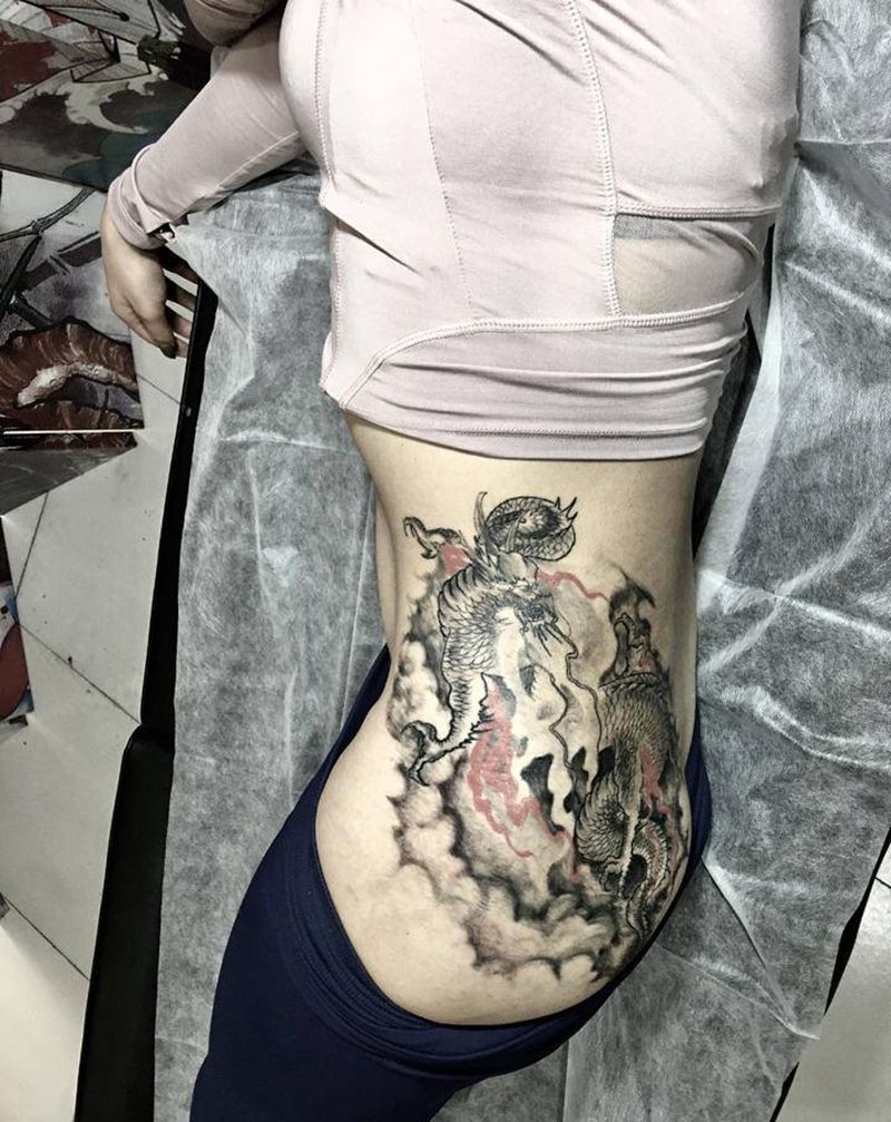 龙纹身图片_臀部新传统纹身图案