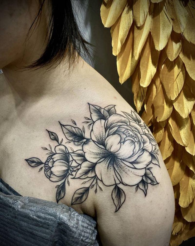 素花纹身图片_胸部点刺纹身图案