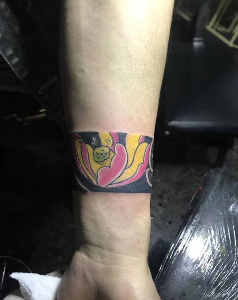 莲花鲤鱼纹身图片_手臂纹身图案