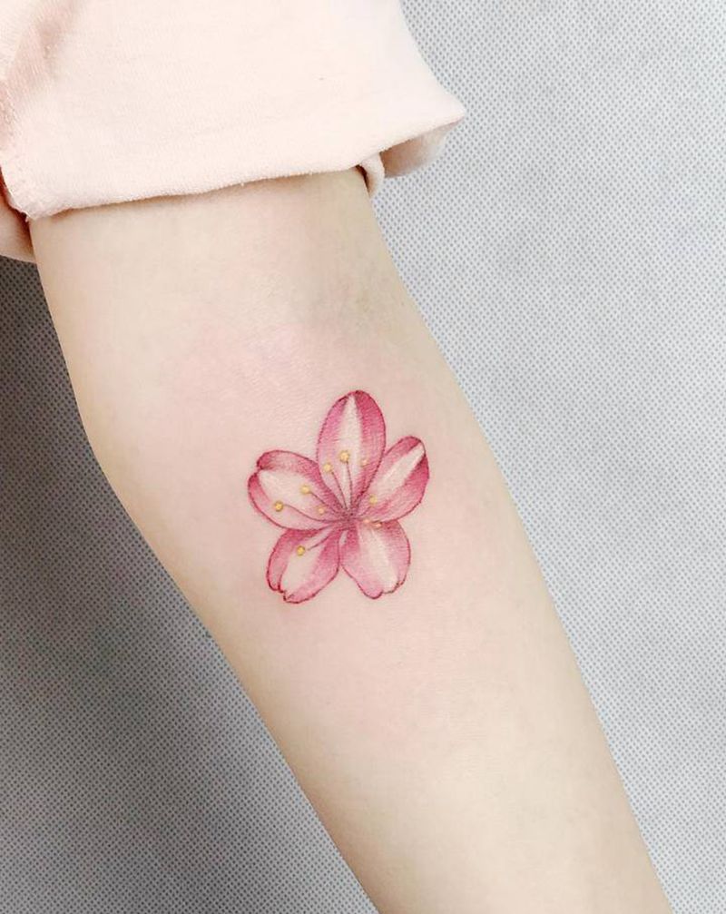 樱花纹身图片_手部点刺水彩纹身图案