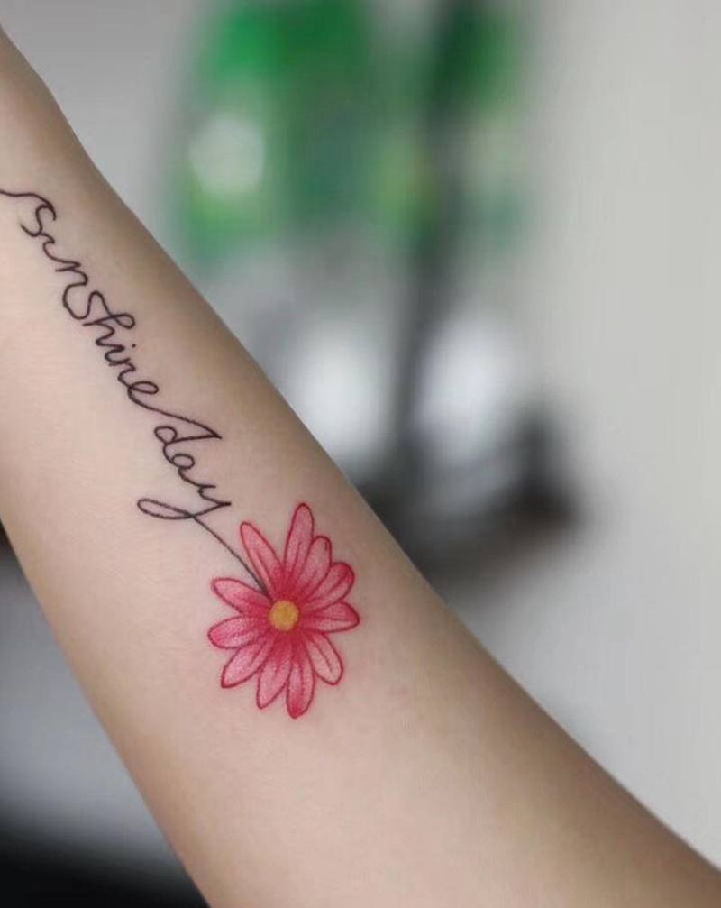 一波小清新纹身图片_手部脚部点刺几何纹身图案