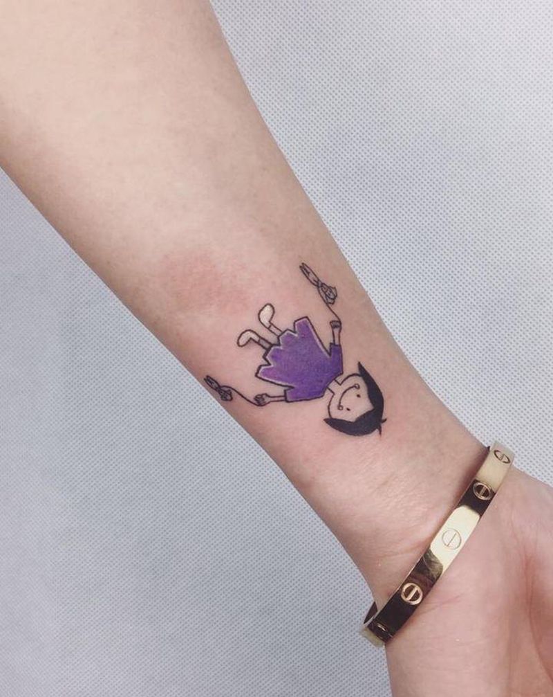 卡通小人物纹身图片_手部Old School水彩纹身图案