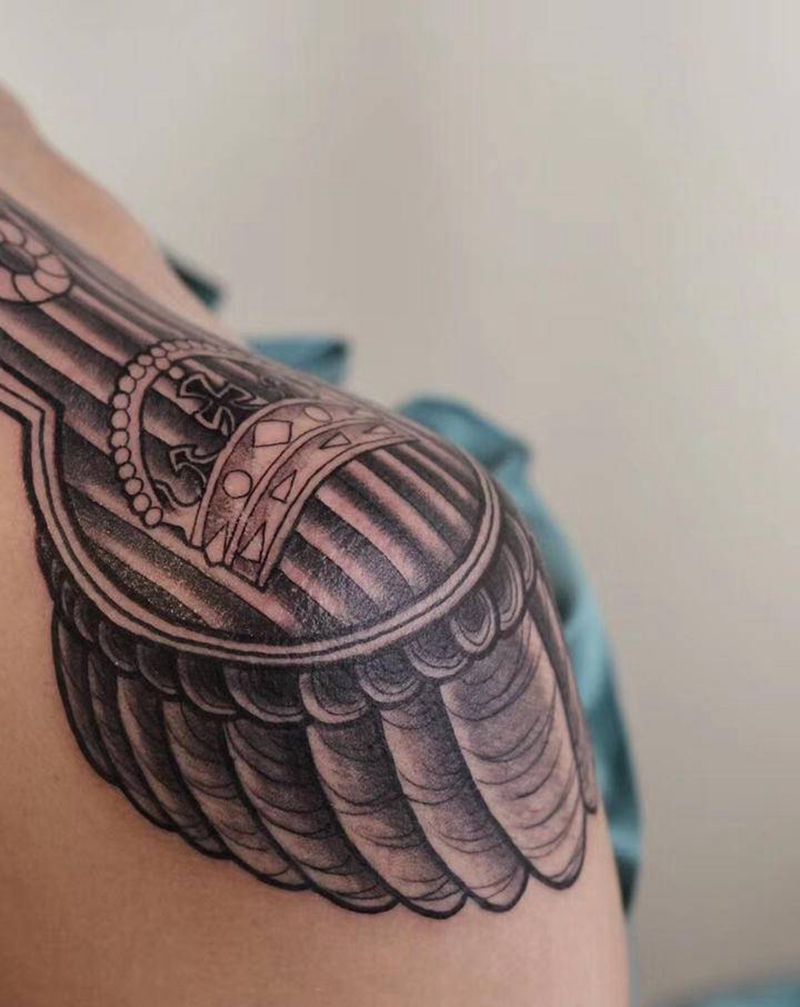 肩花设计纹身图片_肩部点刺Old School纹身图案